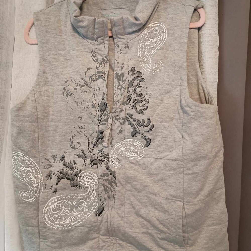 Ladies Sleeveless Vest